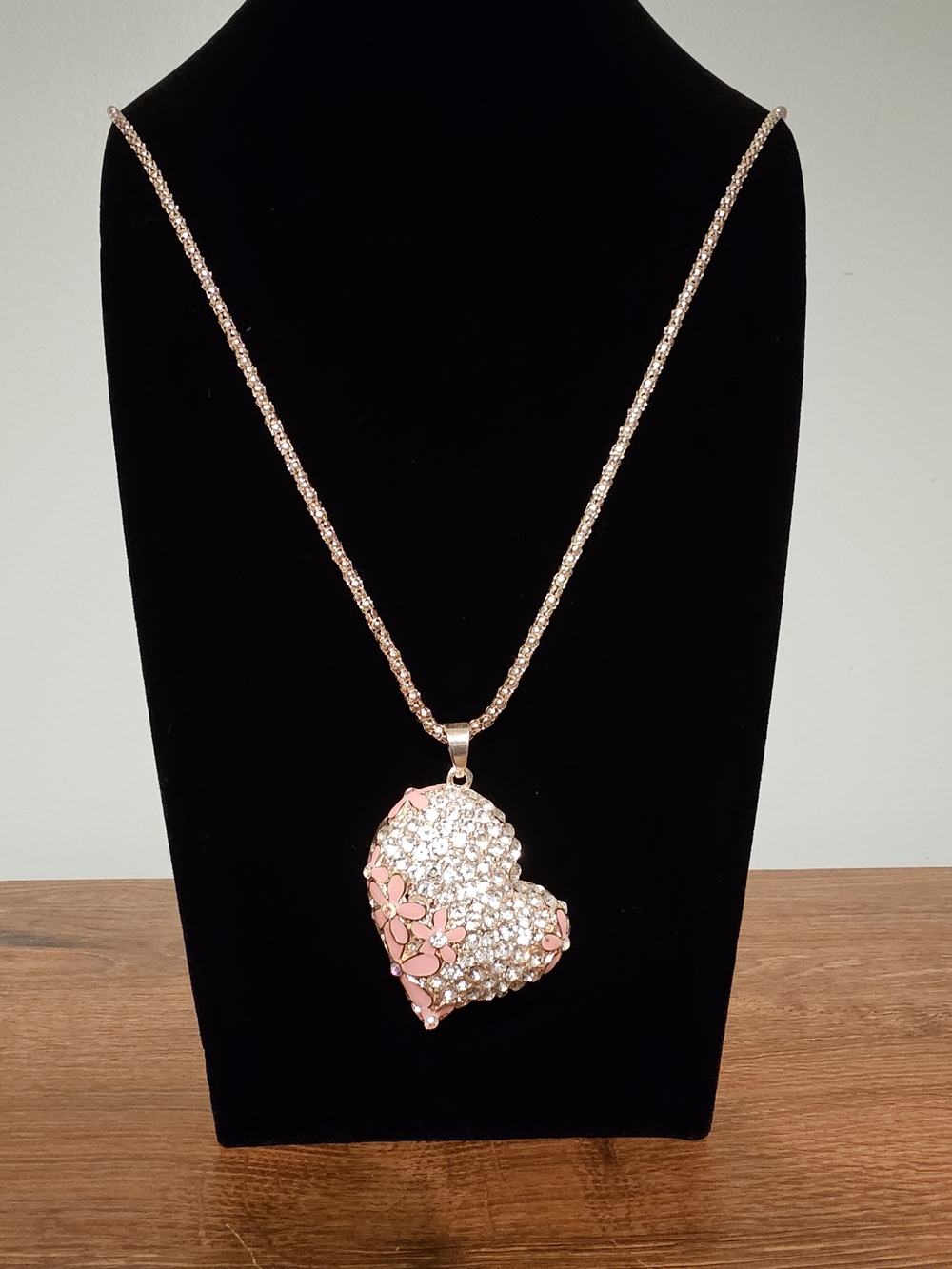 Betsey Johnson Crystal Floral Heart Pendant Necklace - Pink and Gold - Picture 2 of 4